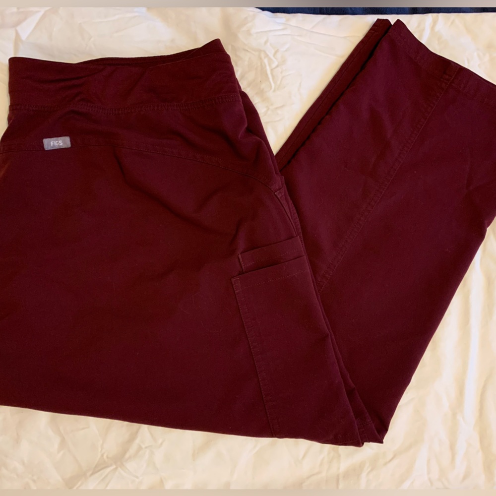 Figs Kade Cargo Scrub Pants Petite Burgundy